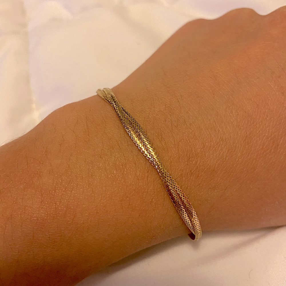 18K Saudi Gold Bracelet